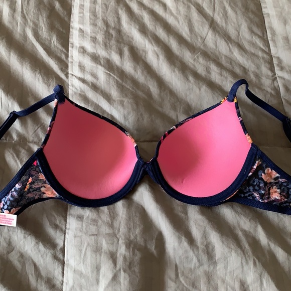 PINK push-up 32C bra - Picture 3 of 5